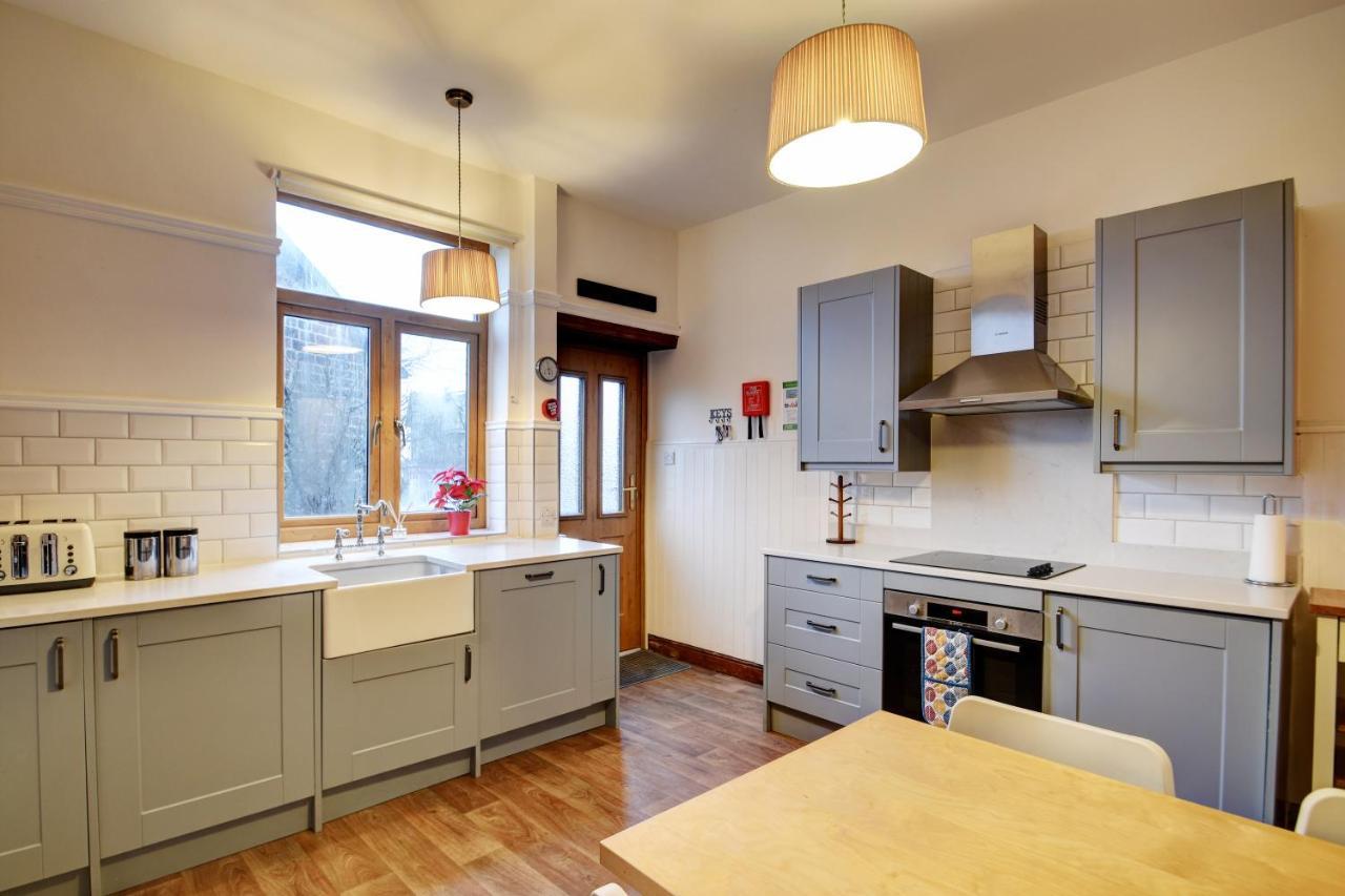 Spacious Victorian Townhouse Near Hcc With Off Street Parking Harrogate Dış mekan fotoğraf