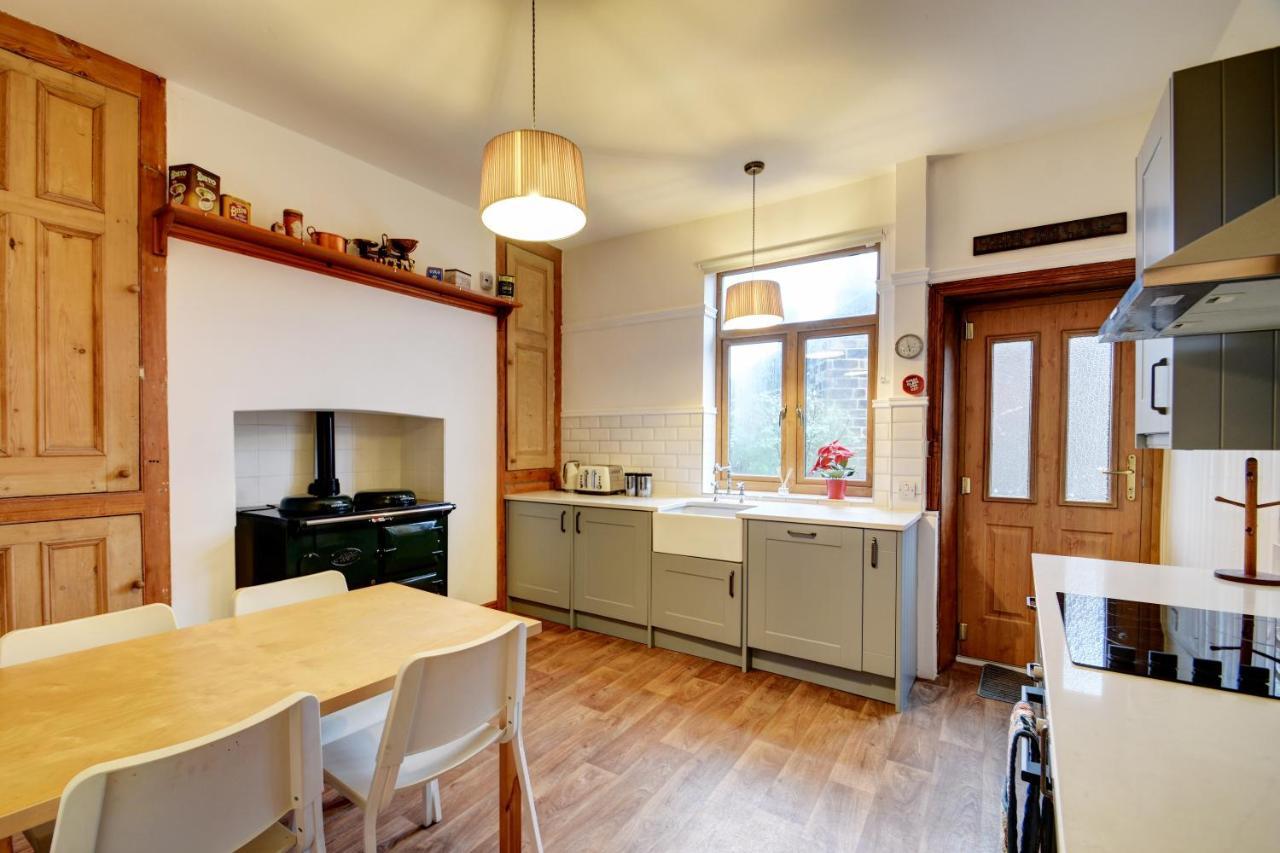 Spacious Victorian Townhouse Near Hcc With Off Street Parking Harrogate Dış mekan fotoğraf